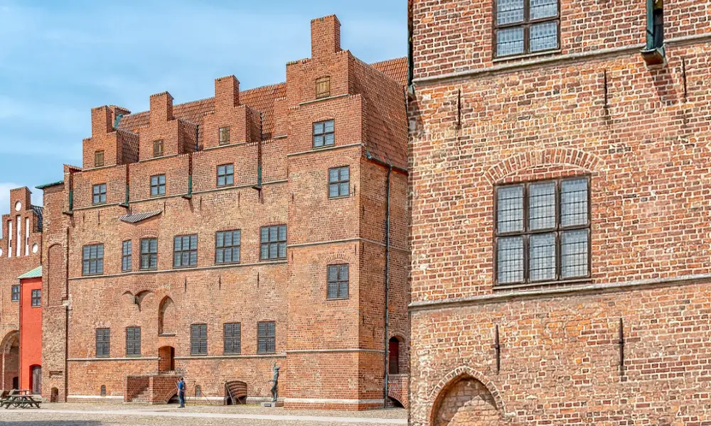 Malmöhus Slott med dess raka ankarslut