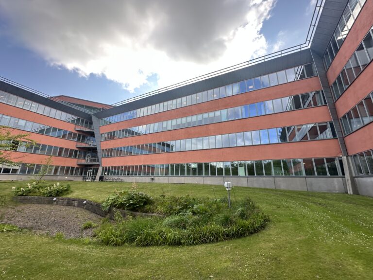 Fasadrenovering i Lund: Morneon Fasad i samarbete med Wihlborgs på Mobilvägen 10